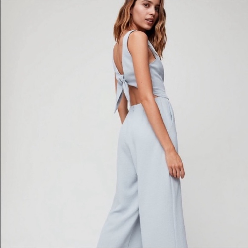 Aritzia Wilfred Ecoulement Square Neck Tie Back Jumpsuit - Pearl Grey - 00